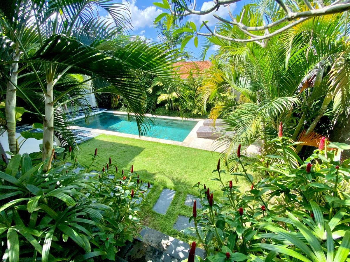Tropical Luxe Villas Canggu - Finns & Atlas Extérieur photo