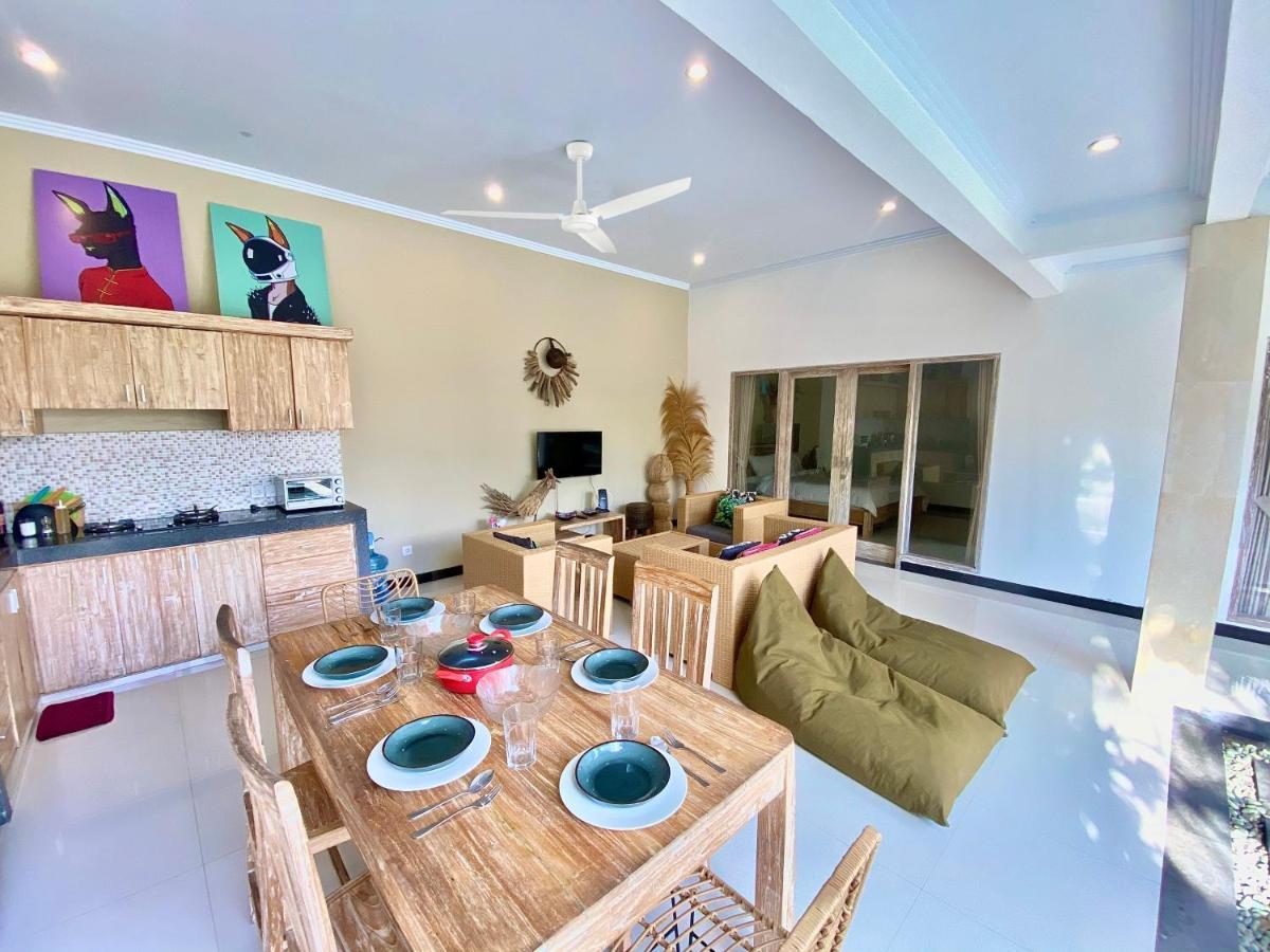 Tropical Luxe Villas Canggu - Finns & Atlas Extérieur photo